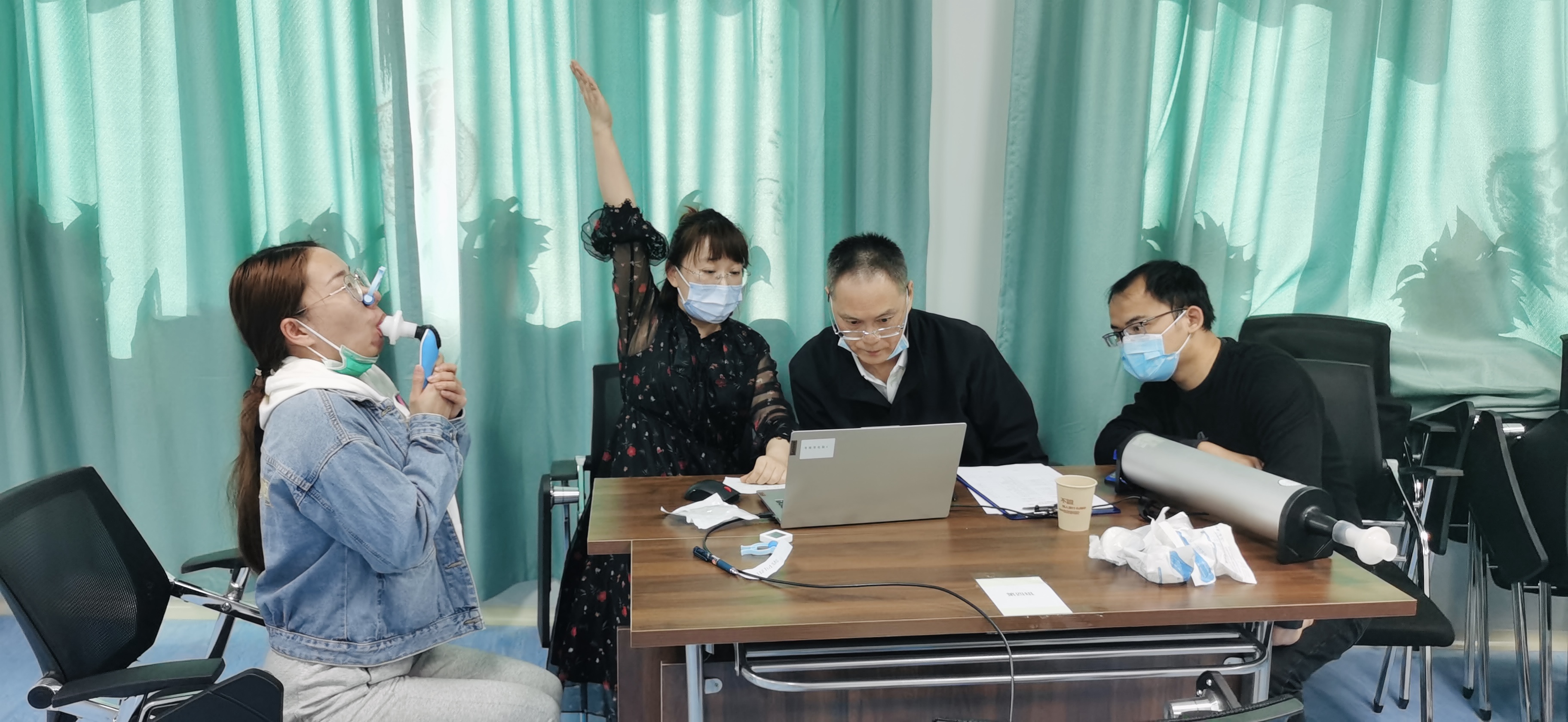 肺炎-哮喘-慢阻肺-咳嗽-鐘南山-呼吸康復適宜技術-培訓-肺功能檢測儀-呼吸訓練器-支氣管炎-呼吸肌-呼吸機-呼吸峰流速儀-分級診療-物聯(lián)網(wǎng)